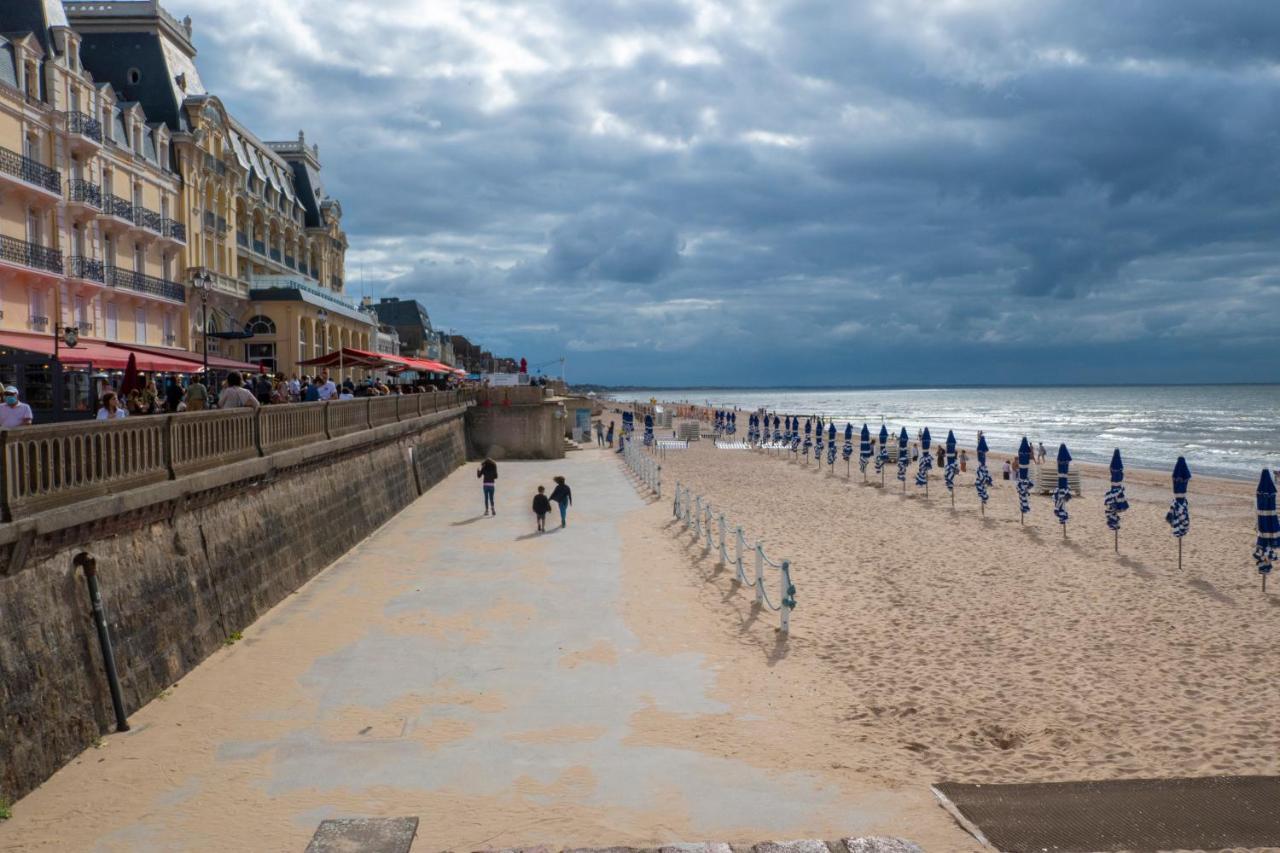 Duplex 2 Pieces Port Cabourg - 2 A 4 Personnes - Terrasse - Vue Port - Exclusif Book Ing Διαμέρισμα Dives-sur-Mer Εξωτερικό φωτογραφία